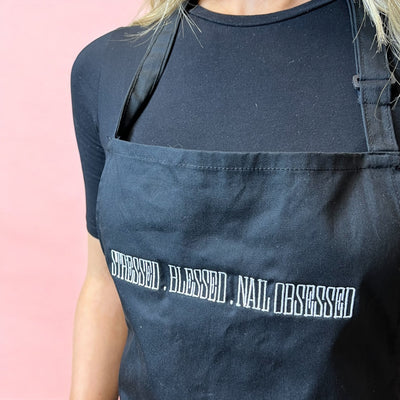 Nailin it Schürze (kurz)